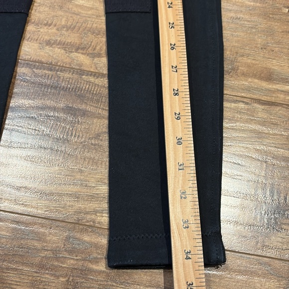 Black Wyndfield by Griffiths Canada equestrian Riding Pants size 24 - Picture 3 of 9